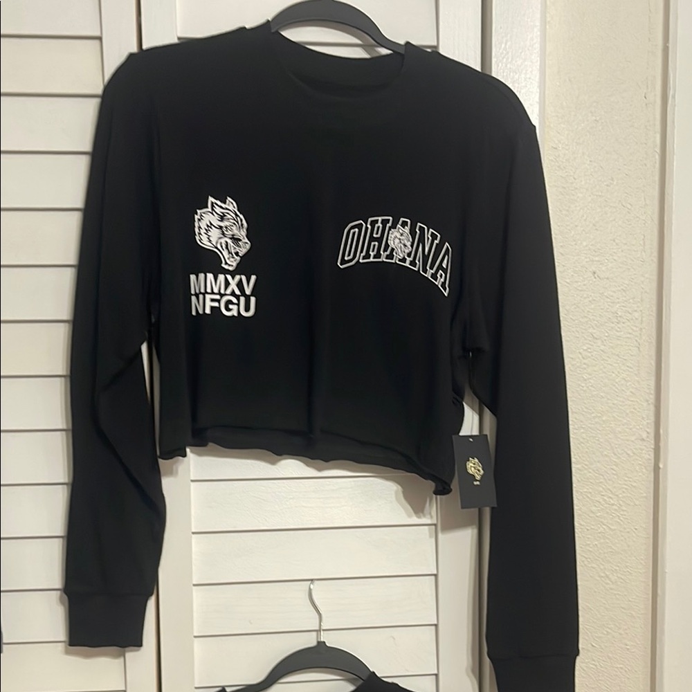 Darc Sport Ohana Cropped Long Sleeve Shirt